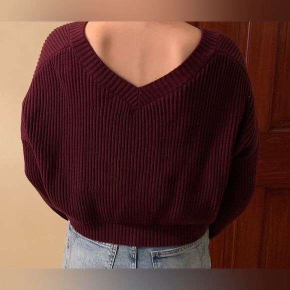 Aeropostale V- Neck Cropped Plum Cardigan - Picture 4 of 5
